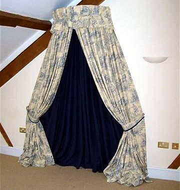 Bed canopies